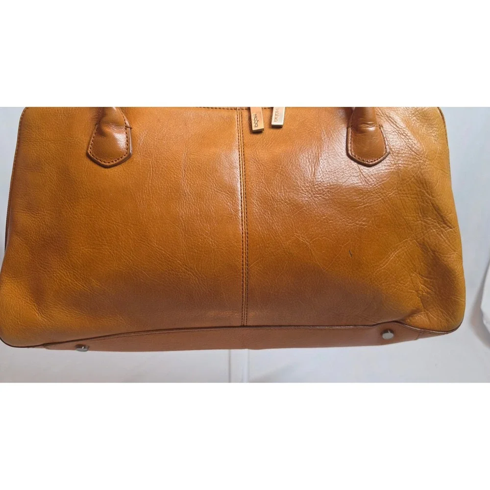 Vintage Hobo International Tan Leather Shoulder Bag Y2K Retro Minimalist Purse